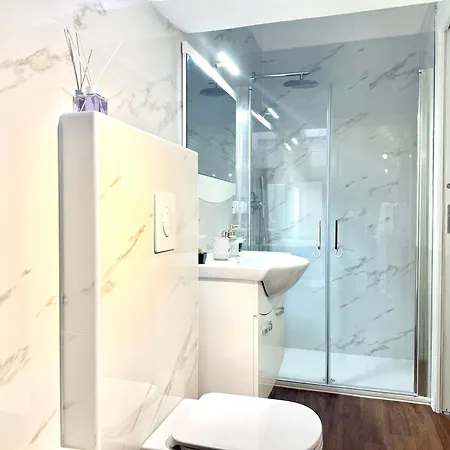 Via Mazzini 4 - Vivi * Μπολόνια