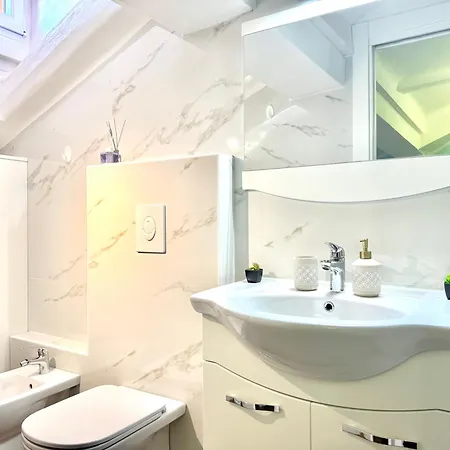 Via Mazzini 4 - Vivi *