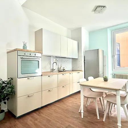 Via Mazzini 4 - Vivi *