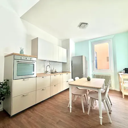 Via Mazzini 4 - Vivi *