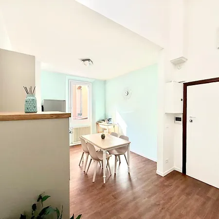 Via Mazzini 4 - Vivi *